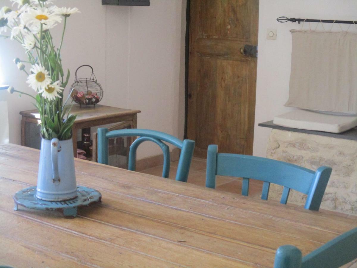 Bed and Breakfast La Grange Aux Hirondelles Sancoins Exterior foto