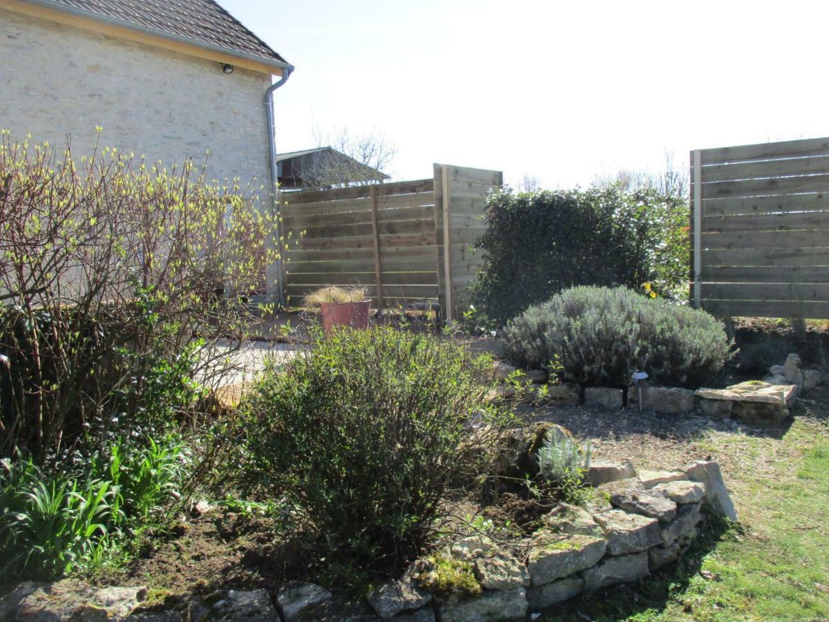Bed and Breakfast La Grange Aux Hirondelles Sancoins Exterior foto